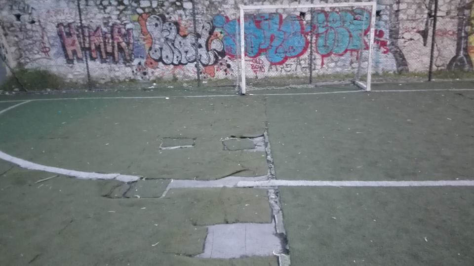 Εκεί στον δήμο ακούστε το καλά, θέλουμε γήπεδο για όλα τα παιδιά
