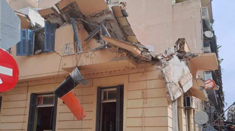 Μπάτσοι υπεράνω όλων… άι σιχτίρ!